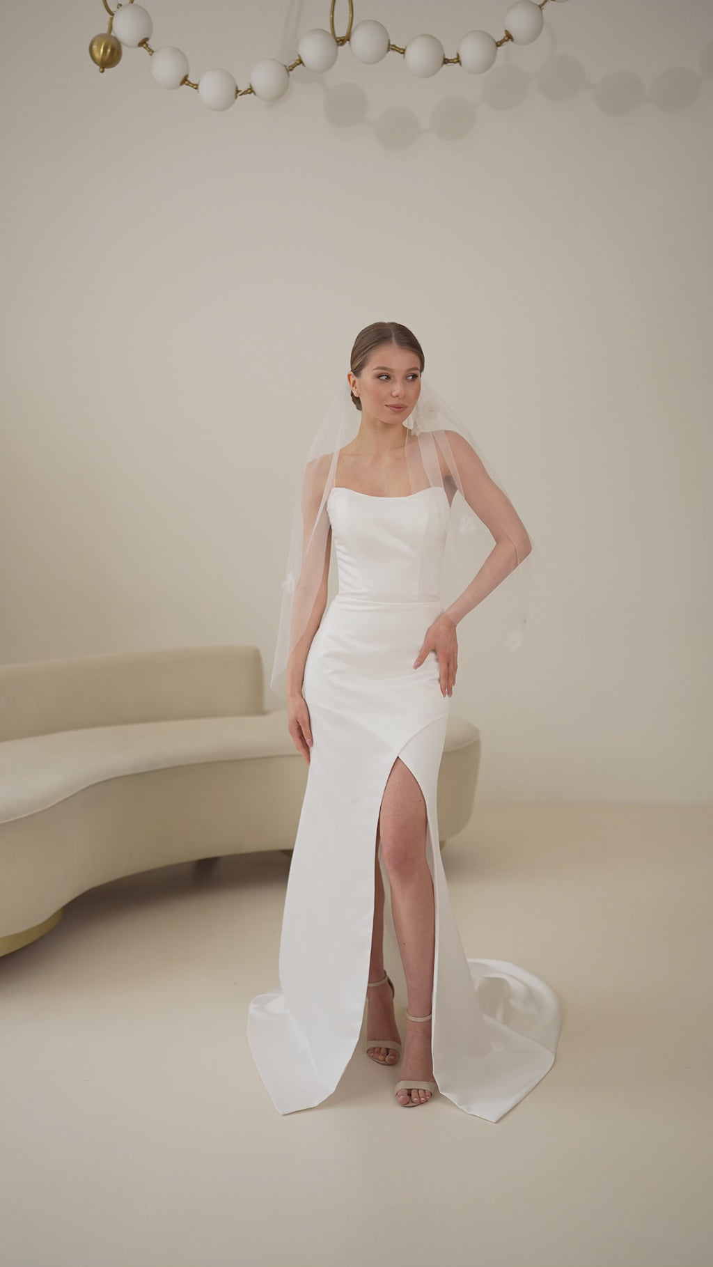 Short 3D floral veil